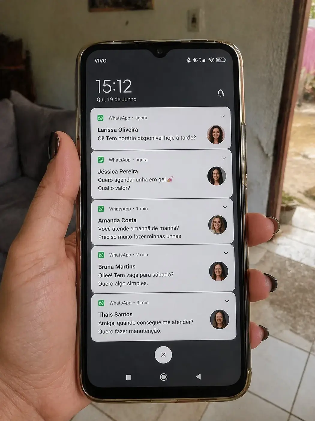 Notificações de várias clientes procurando o serviço
